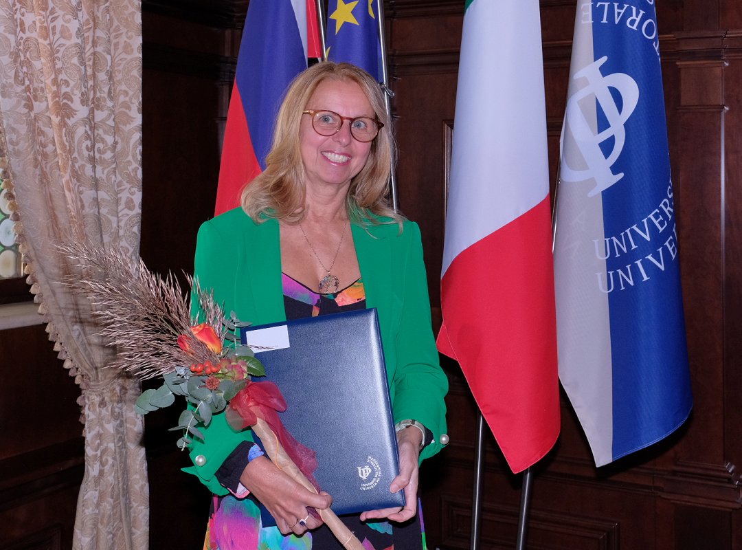 Promocija_doktoric_in_doktorjev_UP_oktober_2025__2_.jpg